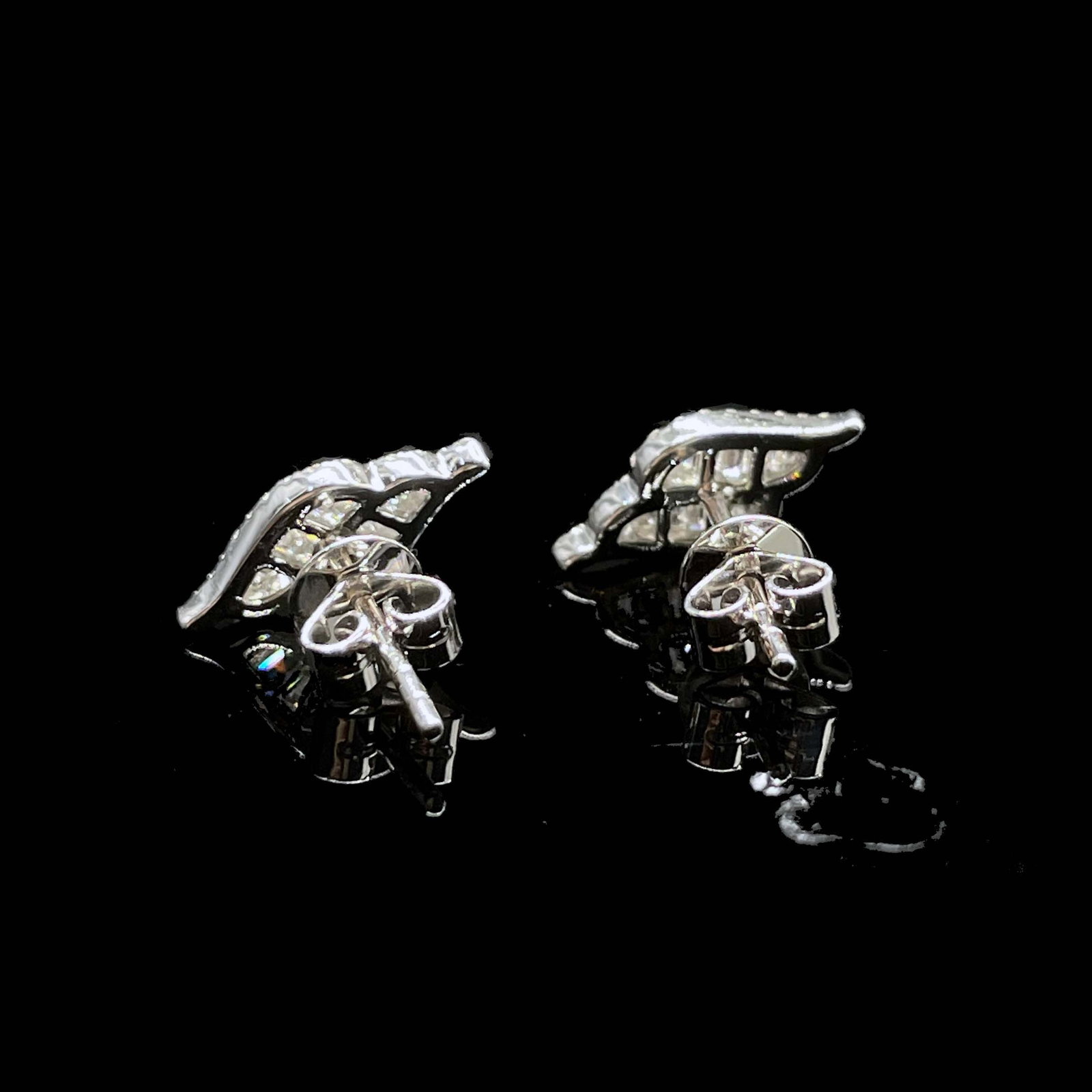 14k Gold 0.26 Ct Natural H Diamond Earrings - 4
