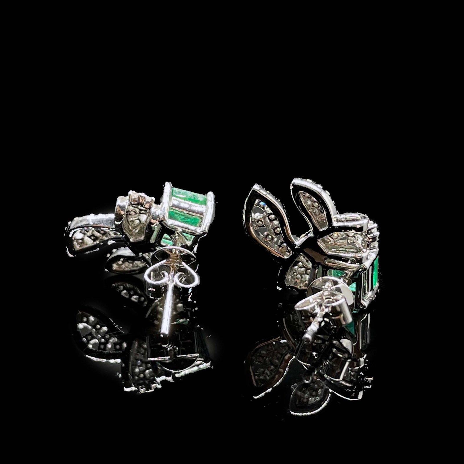 14k Gold 1.22 Ctw Natural Emerald & Diamond Earrings - 4