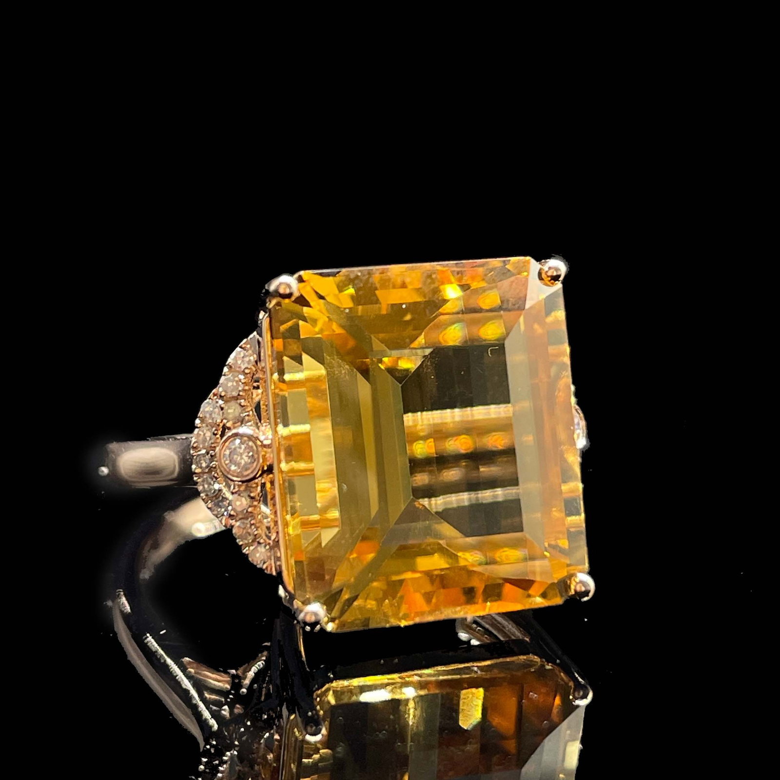 14k Gold 9.93 Ctw Natural Citrine & Diamond Ring - 2