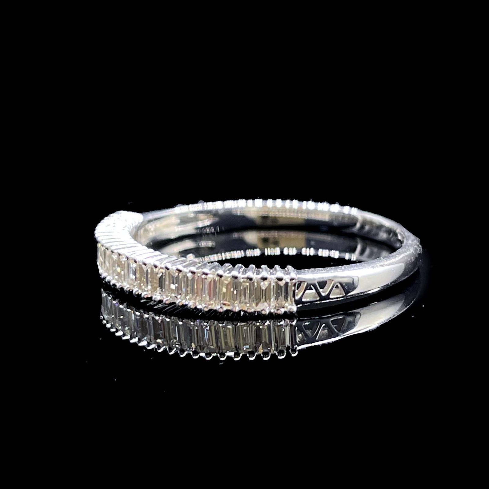 14k Gold 0.26 Ct Natural H Diamond Ring - 3