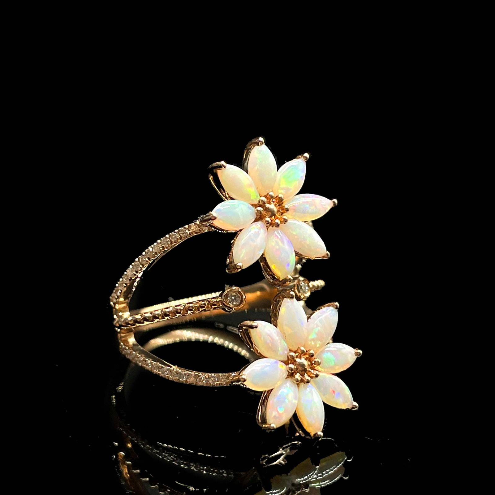 14k Gold 1.04 Ctw Natural Opal & Diamond Ring - 2