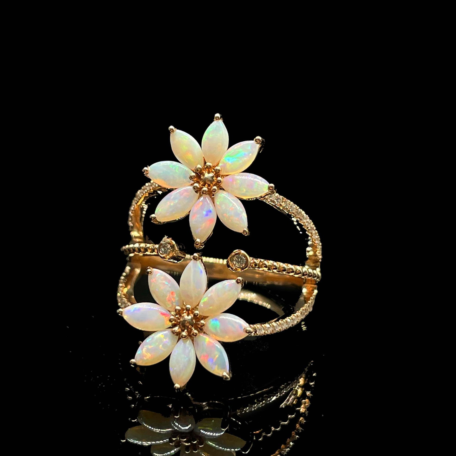 14k Gold 1.04 Ctw Natural Opal & Diamond Ring - 3