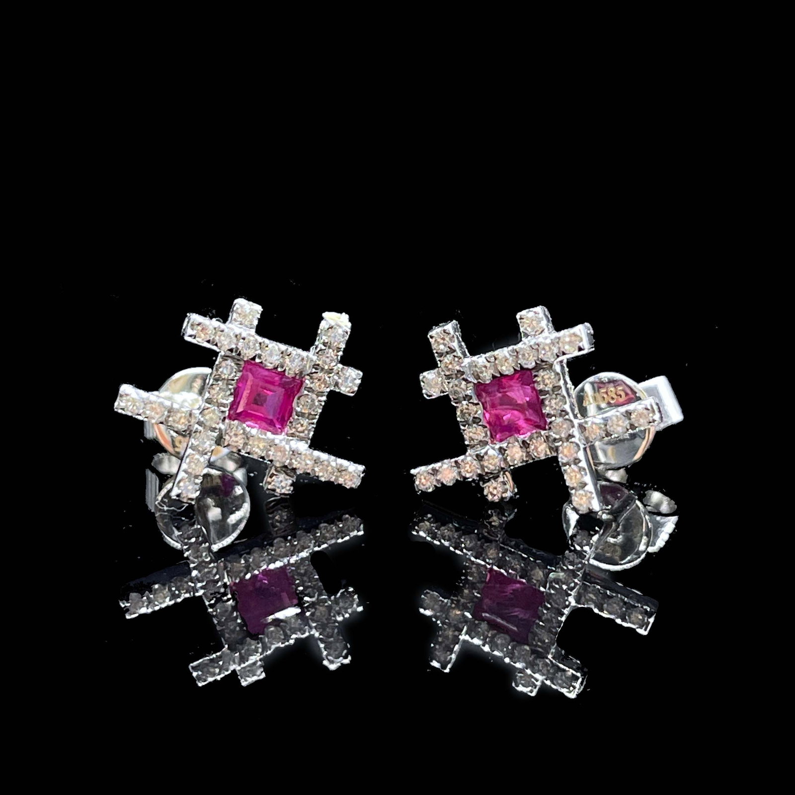 14k Gold 0.50 Ctw Natural Ruby & Diamond Earrings - 2