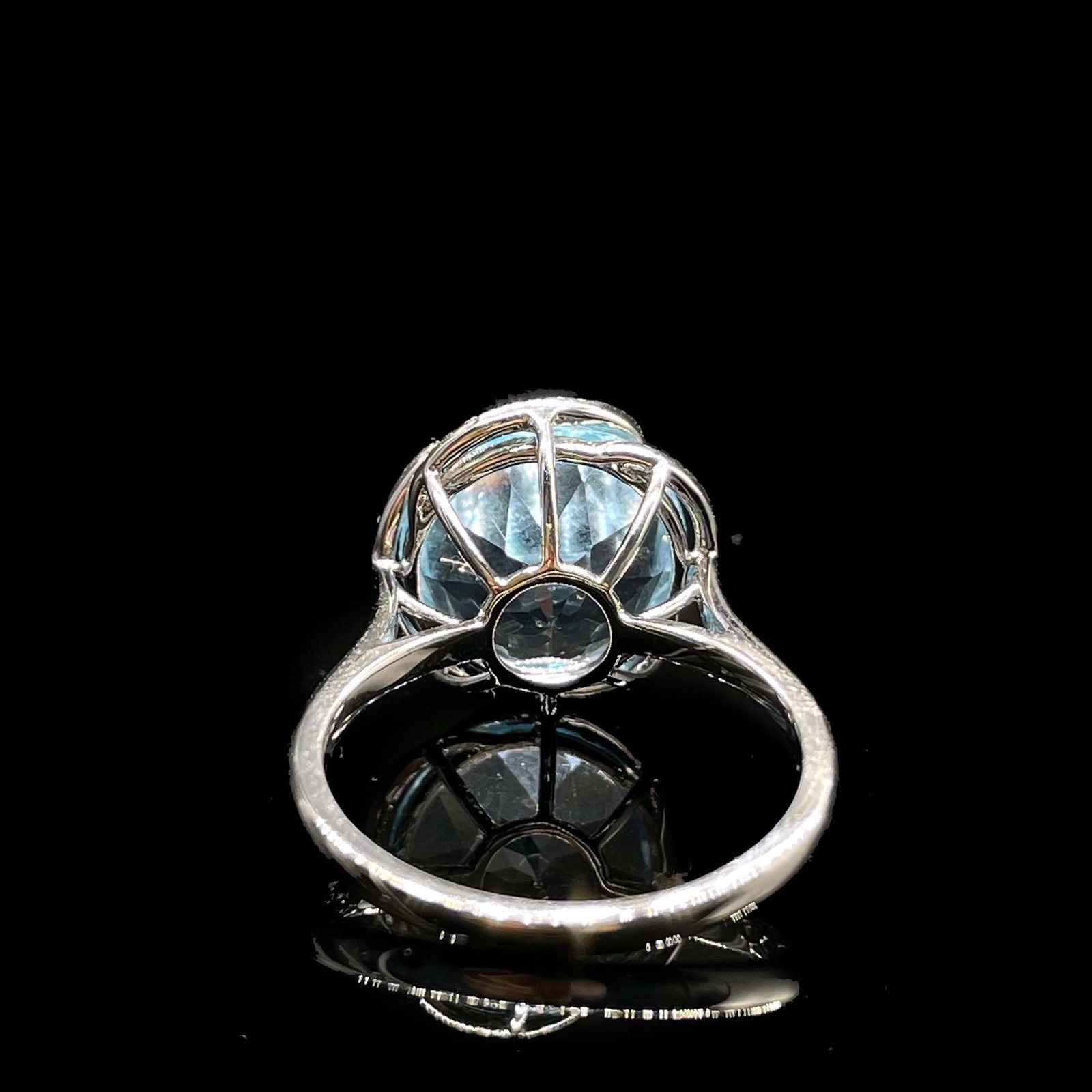 14k Gold 7.18 Ctw Natural Topaz & Diamond Ring - 4