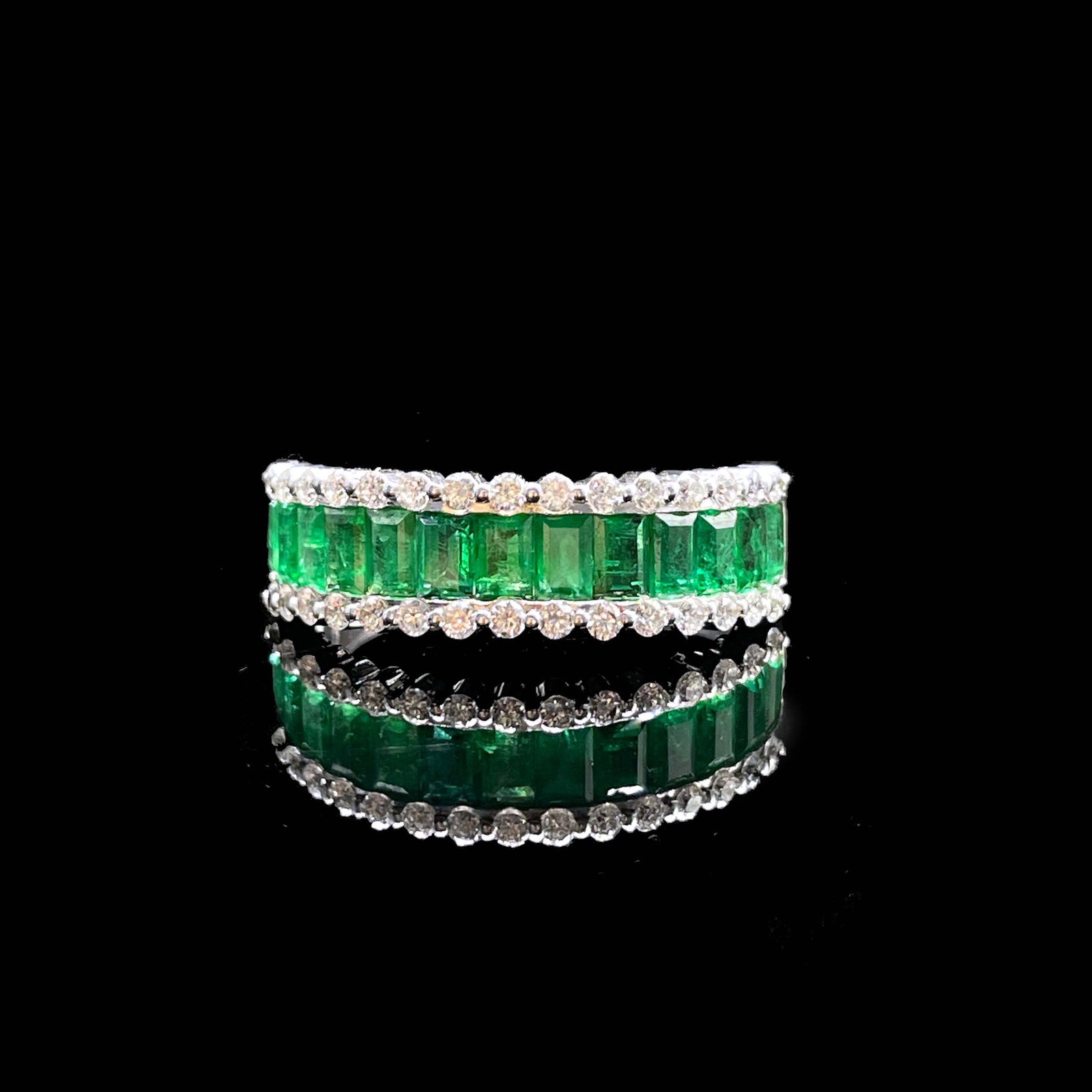 14k Gold 1.12 Ctw Natural Emerald & Diamond Ring: Ref:231168319 // gold content:14k gold // ring size:7. 25us // // main gemstone:emerald // shape:rectangle // carat weight:0. 82ct // color:green // treatment:natural // // adjacent gemstone 2 : diamo