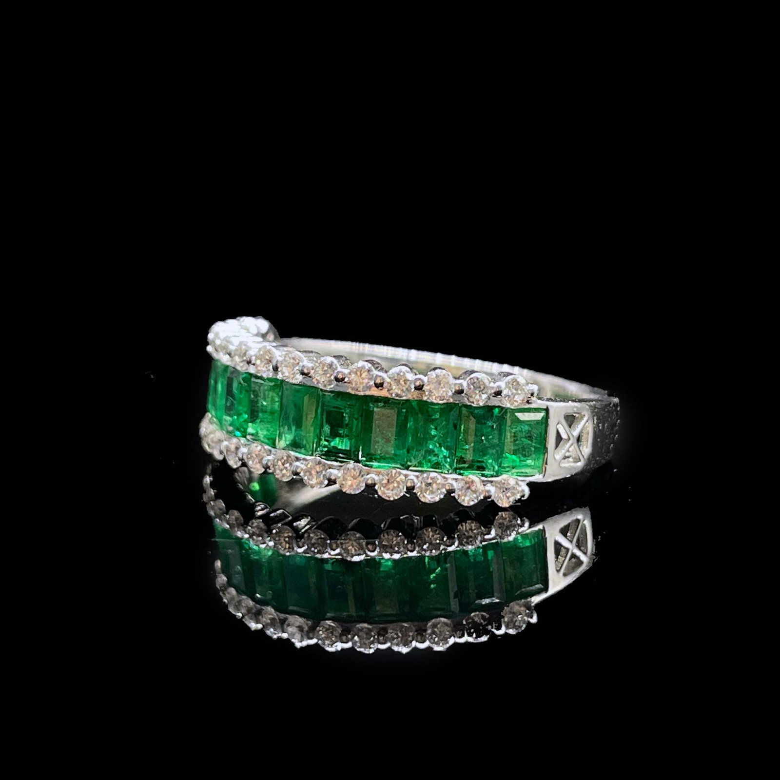 14k Gold 1.12 Ctw Natural Emerald & Diamond Ring - 3