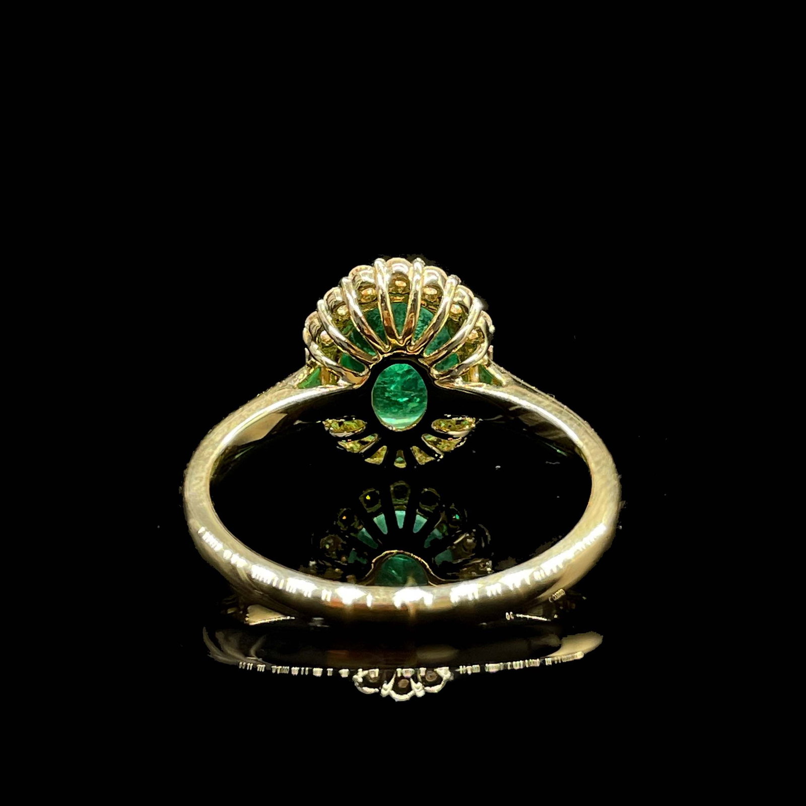 14k Gold 1.70 Ctw Vivid Green Natural Emerald & Diamond Ring - 4