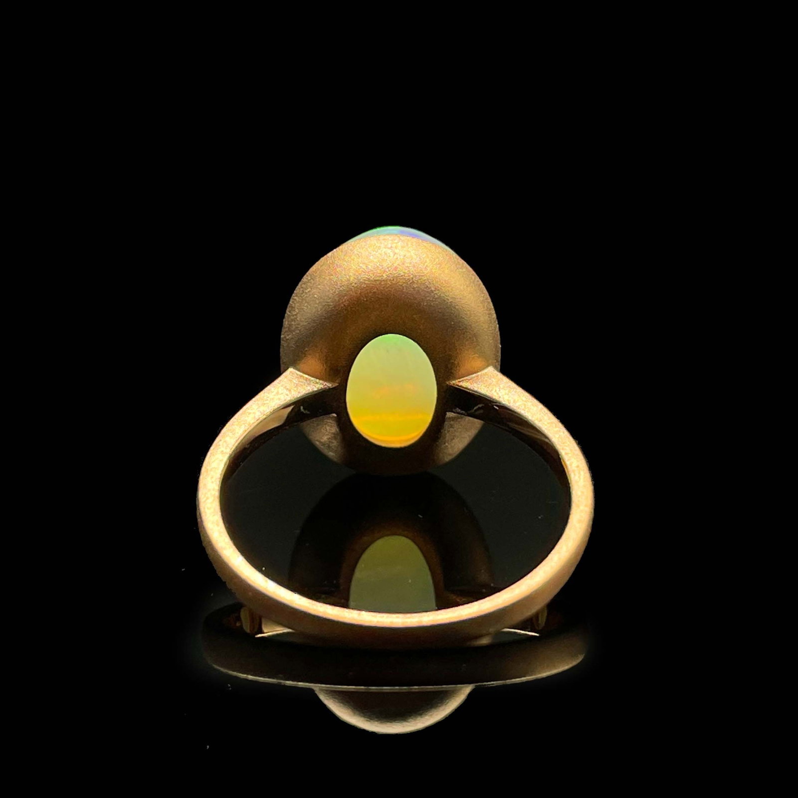 14k Gold 3.8 Ct Natural Opal Ring - 5