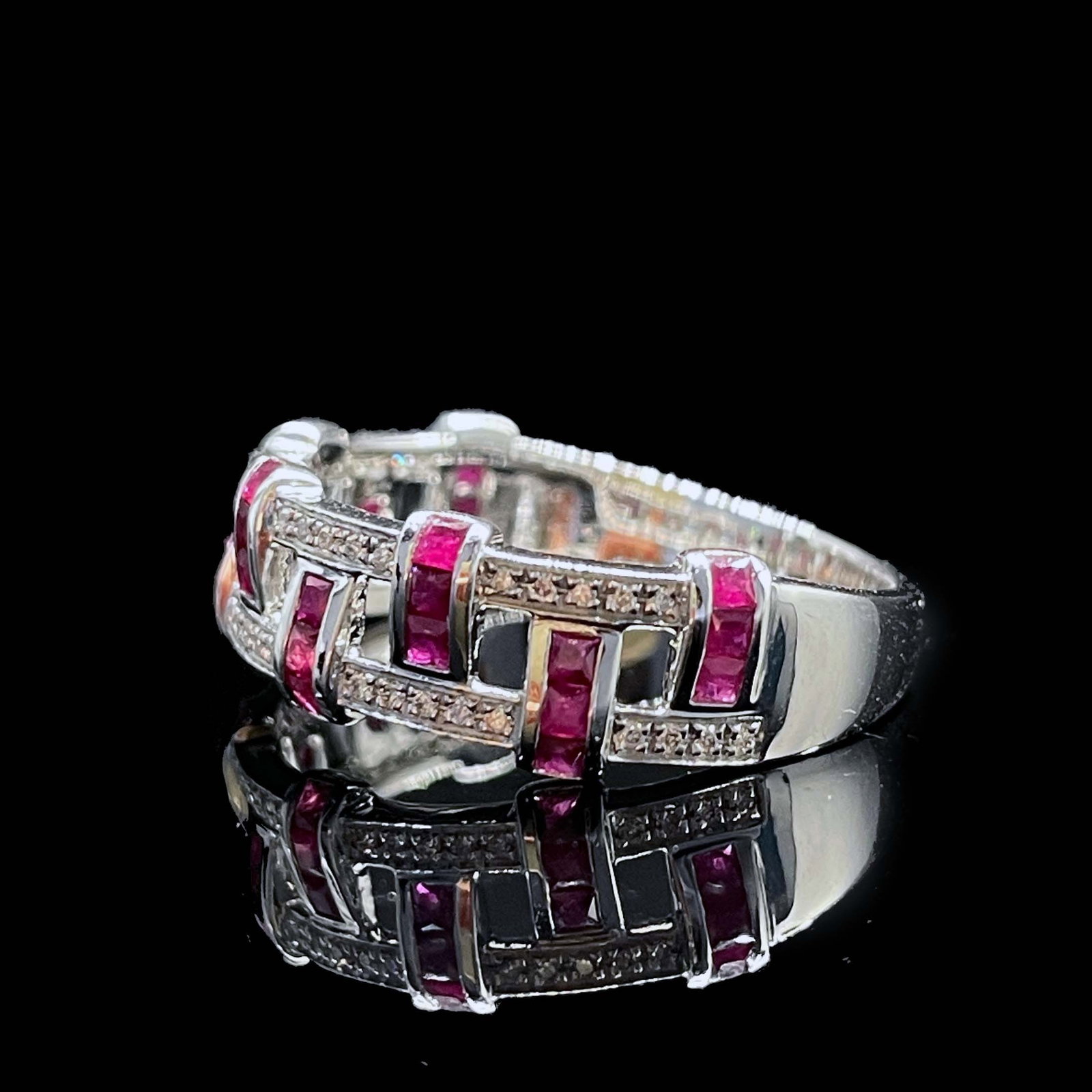 14k Gold 0.89 Ctw Natural Ruby & Diamond Ring - 3