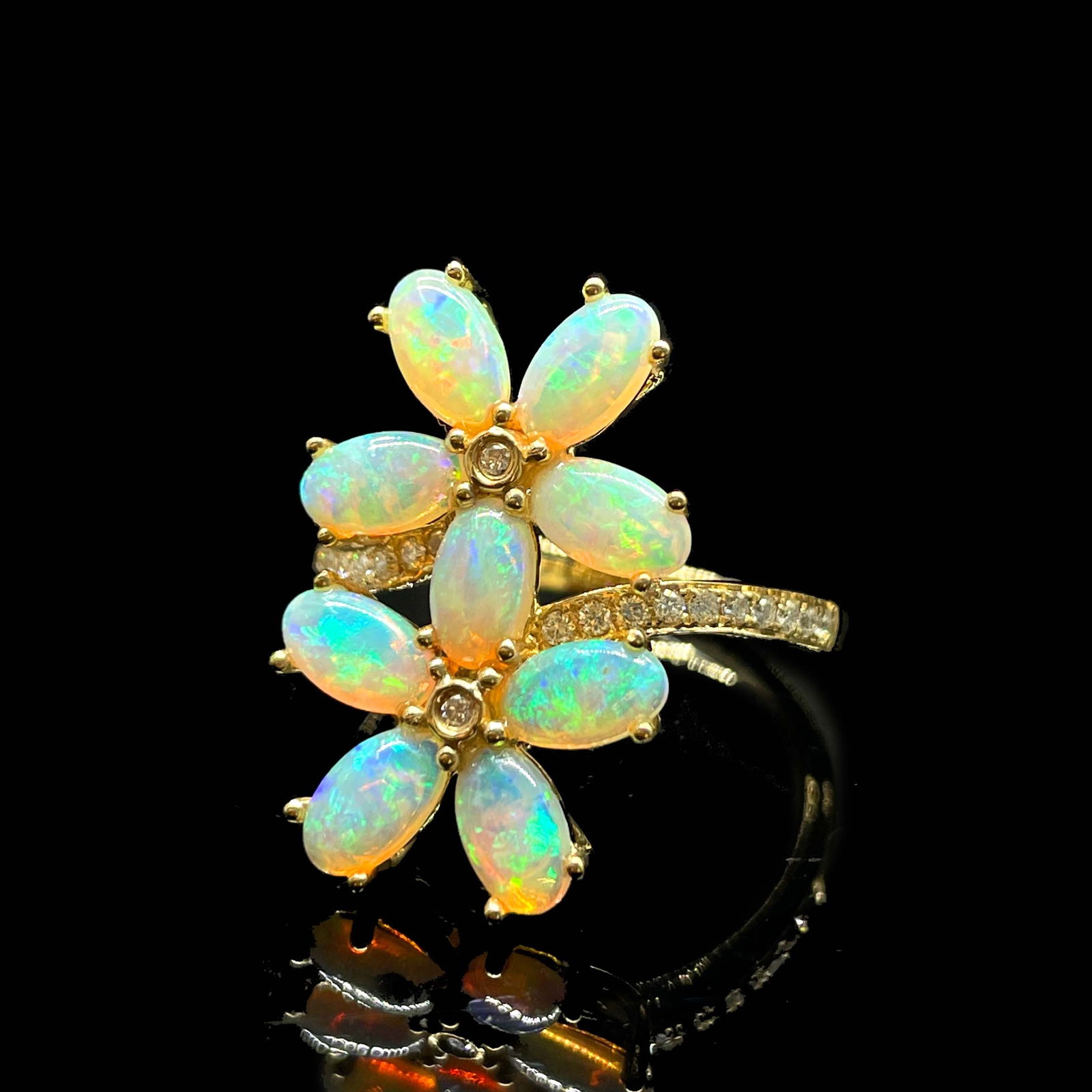 14k Gold 1.80 Ctw Natural Opal & Diamond Ring - 5