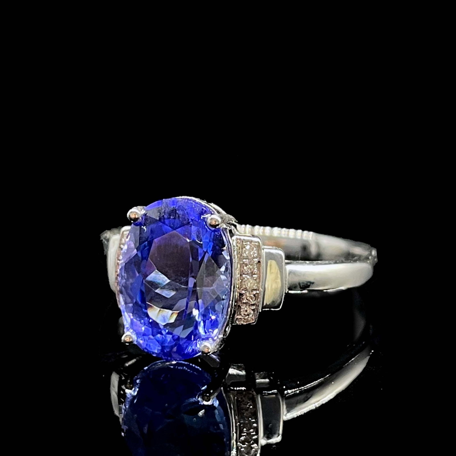 14k Gold 2.50 Ctw Natural Tanzanite & Diamond Ring - 3