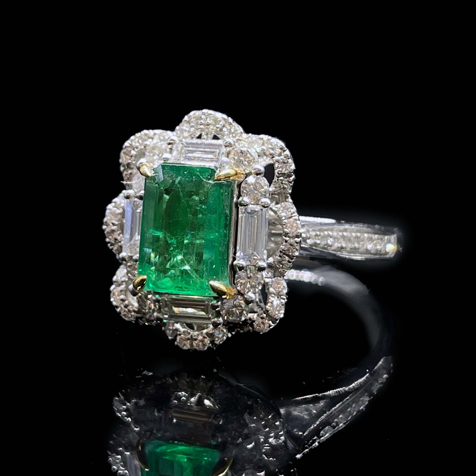 14k Gold 1.43 Ctw Vivid Green Natural Emerald & Diamond Ring/pendant( Without Chain ) - 4