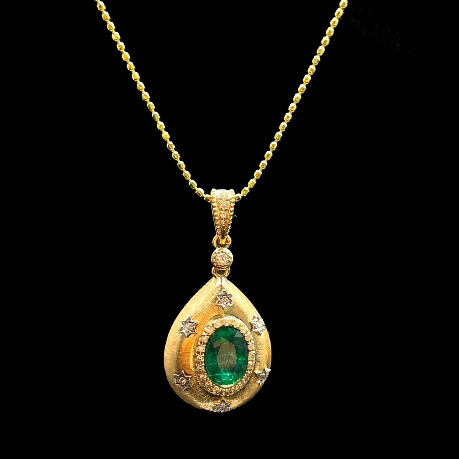 14k Gold 0.62 Ctw Vivid Green Natural Emerald & Diamond Pendant( Without Chain ) - 2