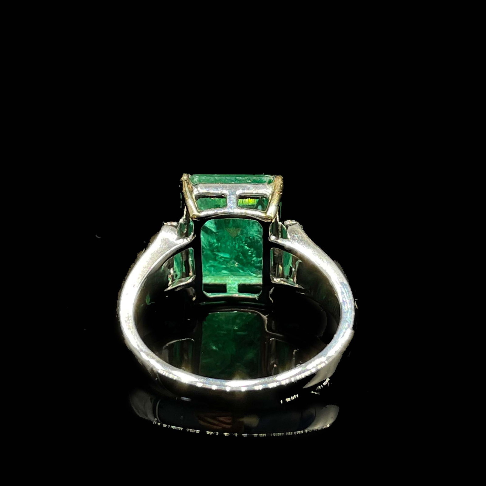 14k Gold 4.8 Ctw Natural Emerald & Diamond Ring - 5