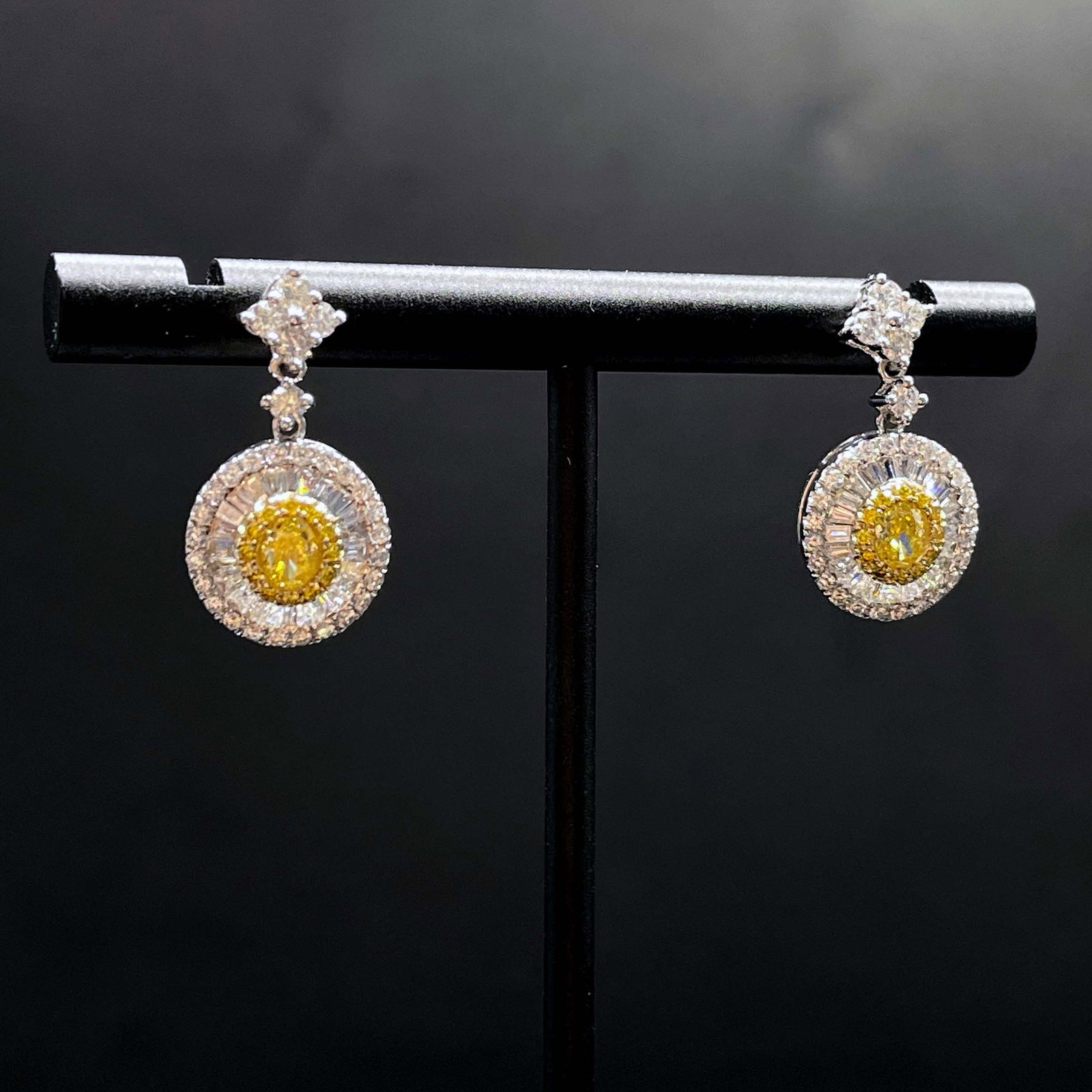 14k Gold 1.32 Ct Natural Color Diamond Earrings - 3