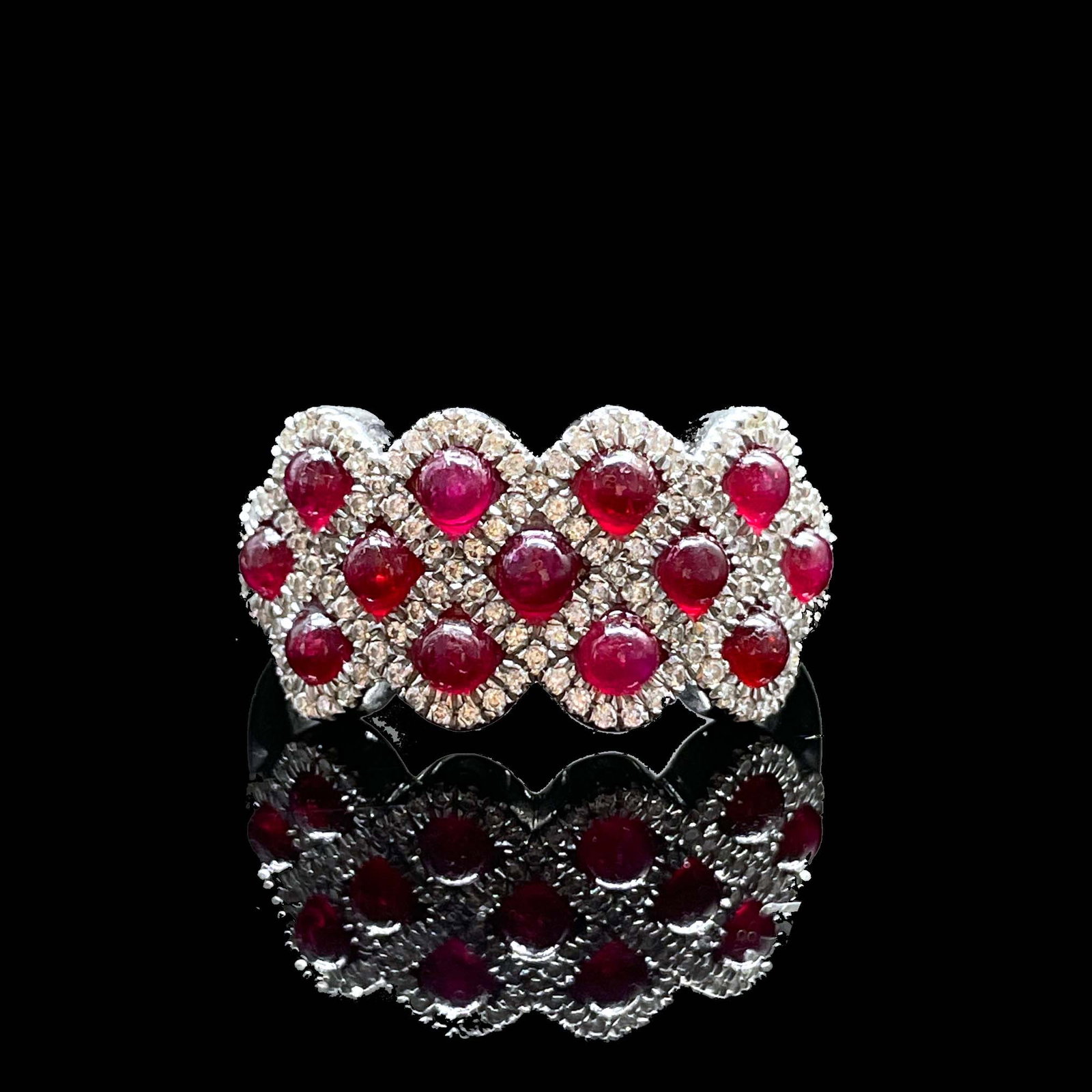 14k Gold 1.82 Ctw Natural Ruby & Diamond Ring: Ref:231168356 // gold content:14k gold // ring size:7. 25us // // main gemstone:ruby // shape:round // carat weight:1. 38ct // color:red // treatment:natural // cut grade:g // // adjacent gemstone 2