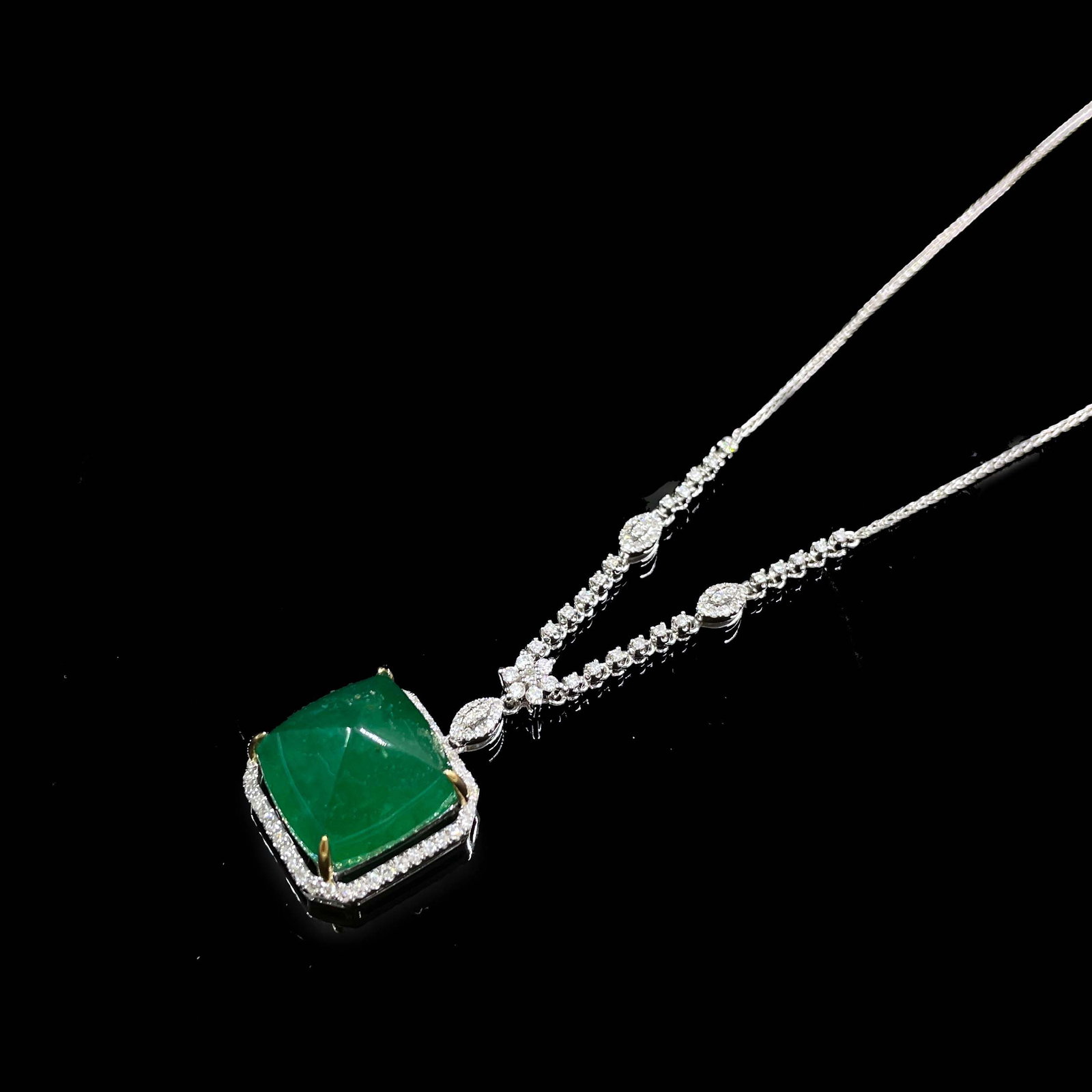 14k Gold 0.78 Ctw Natural Emerald & Diamond Necklace - 5