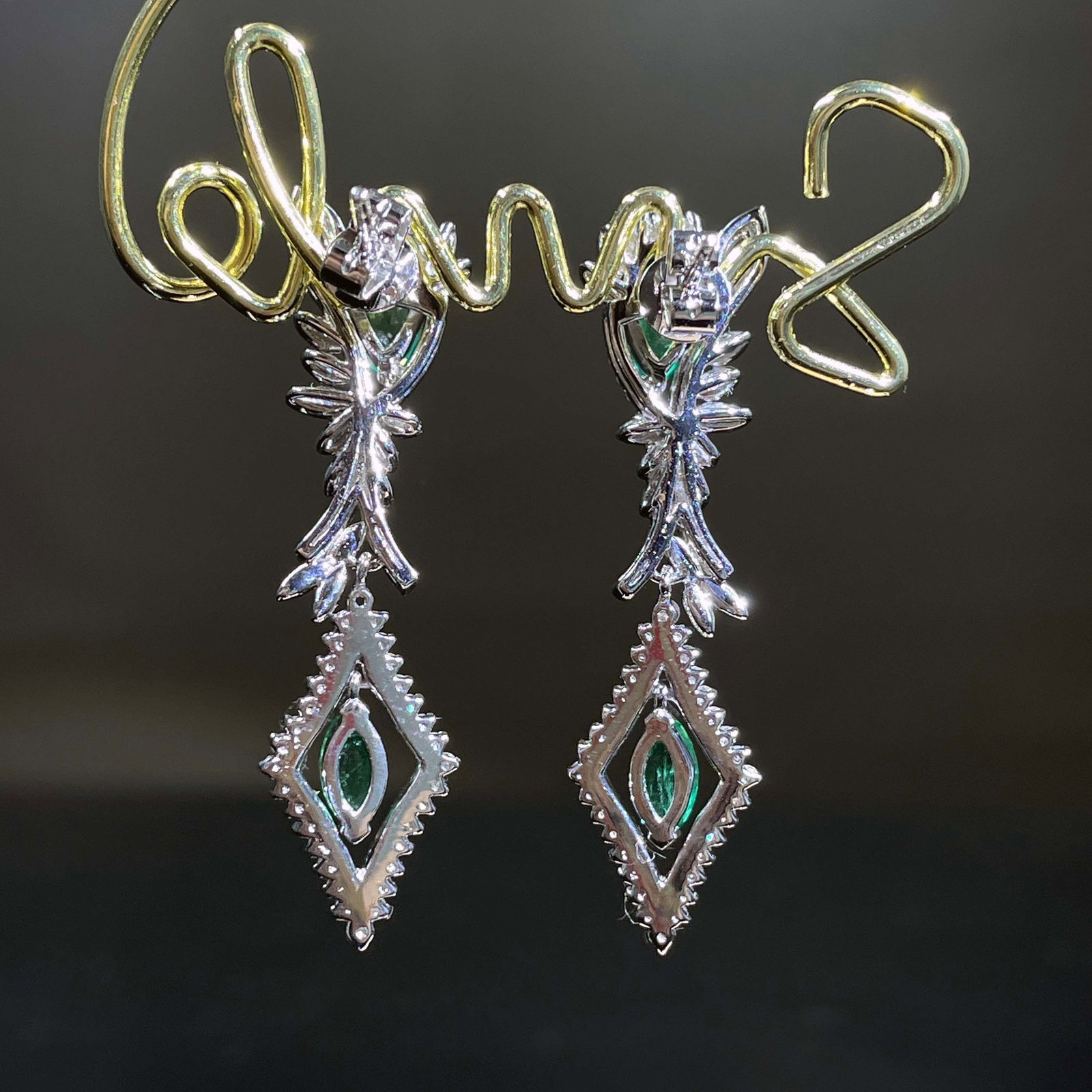 14k Gold 2.02 Ctw Natural Emerald & Diamond Earrings - 5