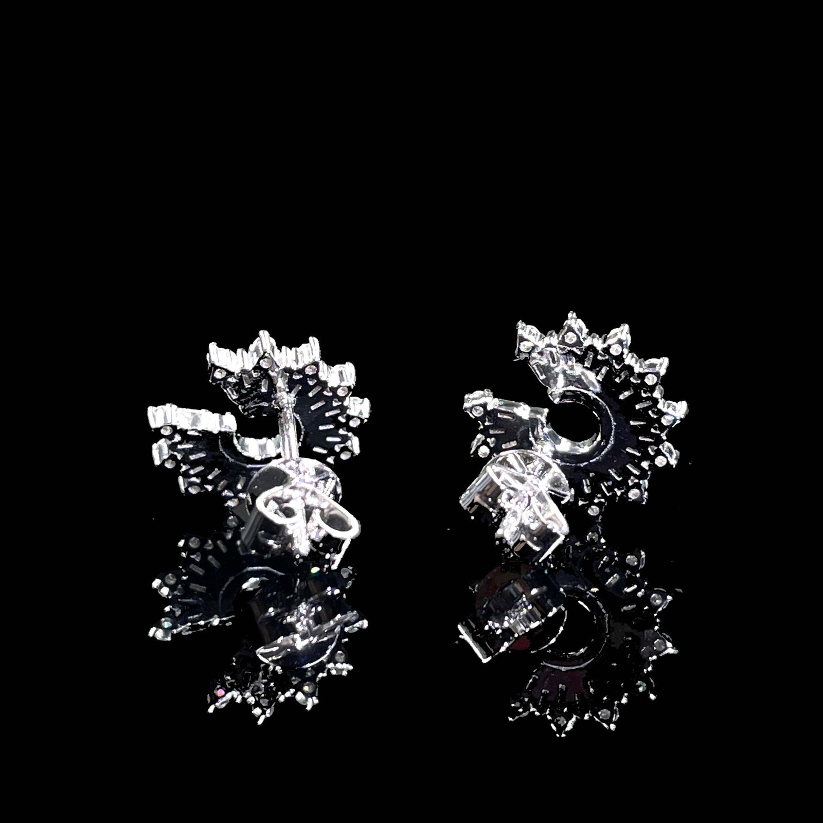 14k Gold 0.52 Ct Natural H Diamond Earrings - 4