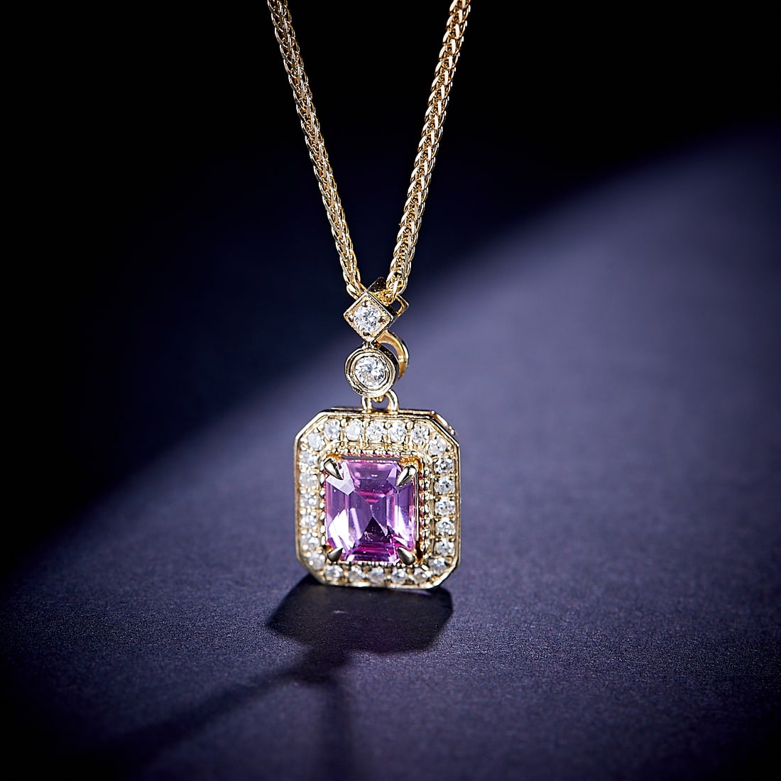 14k Gold 0.95 Ctw Natural Sapphire & Diamond Necklace: Ref:231168400 // gold content:14k gold // main gemstone:sapphire // shape:octagonal // carat weight:0. 85ct // color:pink // treatment:natural // // adjacent gemstone 2 : diamond // shape:round //