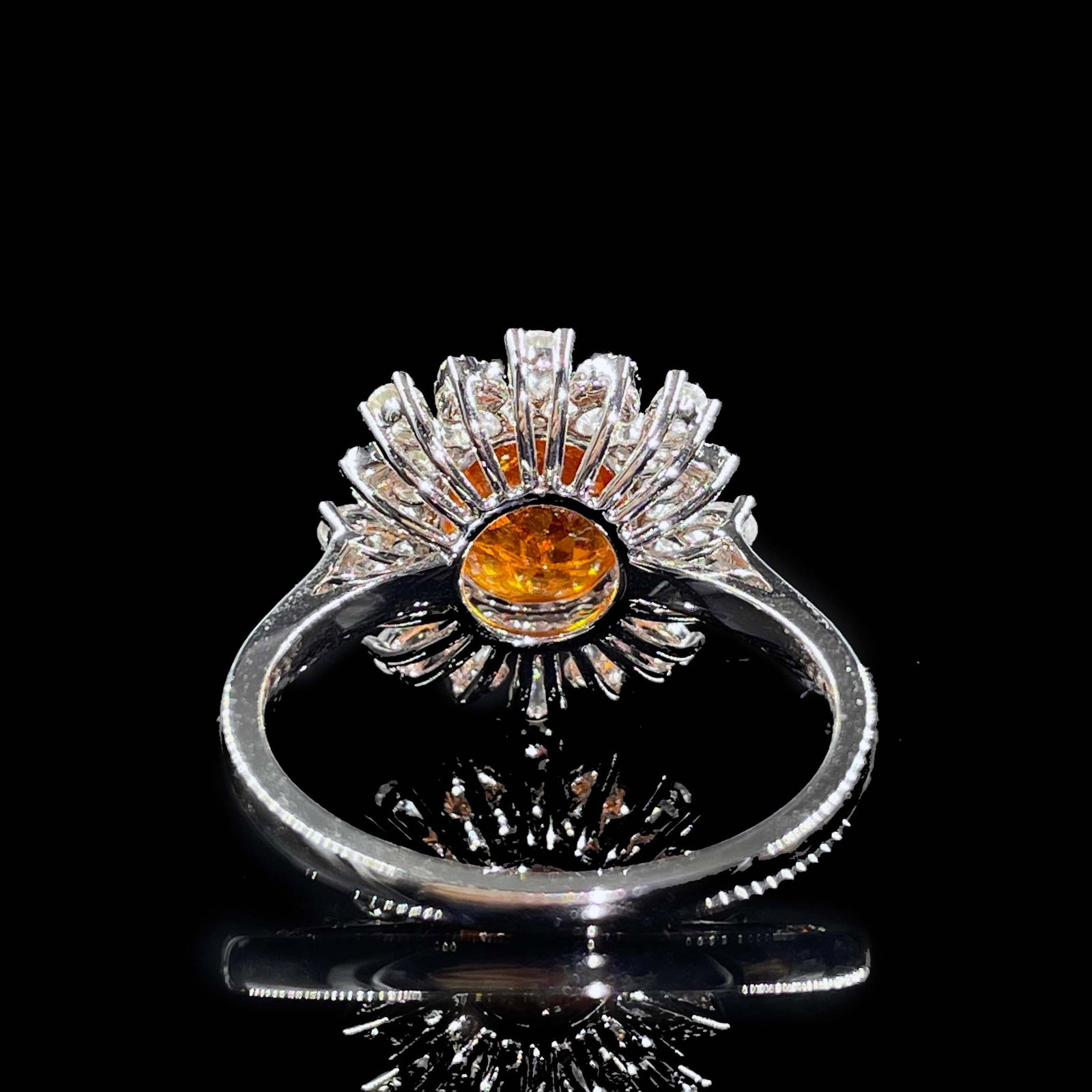 14k Gold 5.15 Ct Natural Spessartine & Diamond & Sapphire Ring - 2