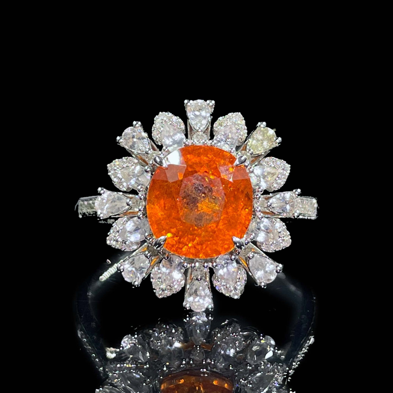 14k Gold 5.15 Ct Natural Spessartine & Diamond & Sapphire Ring - 4