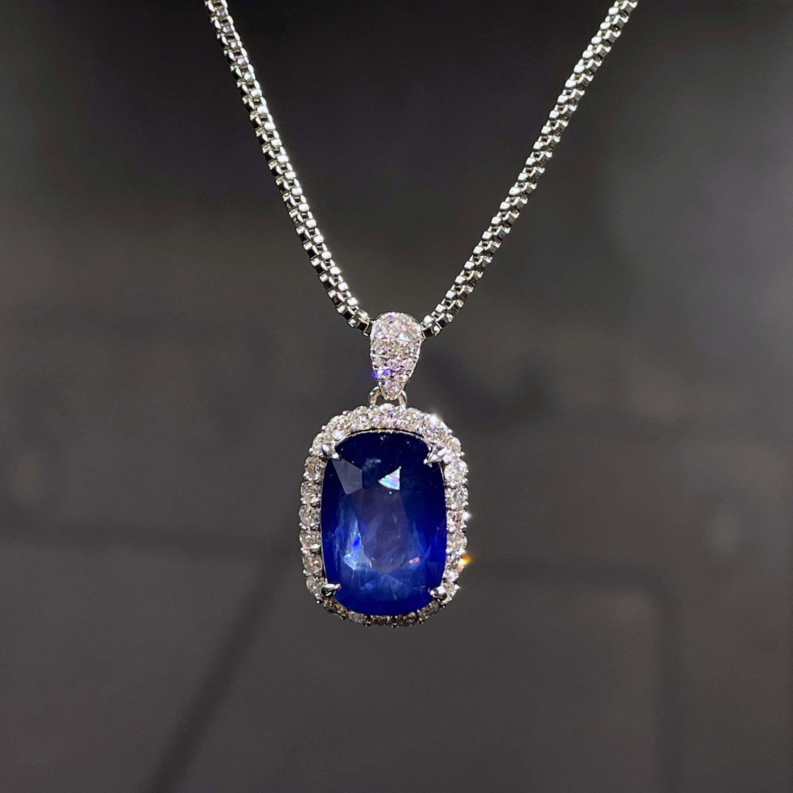 14k Gold 4.09 Ctw Natural Sapphire & Diamond Pendant( Without Chain ): Ref:231168408 // gold content:14k gold // main gemstone:sapphire // shape:cushion // carat weight:3. 8ct // color:blue // treatment:natural // // adjacent gemstone 2 : diamond // shape:round // carat
