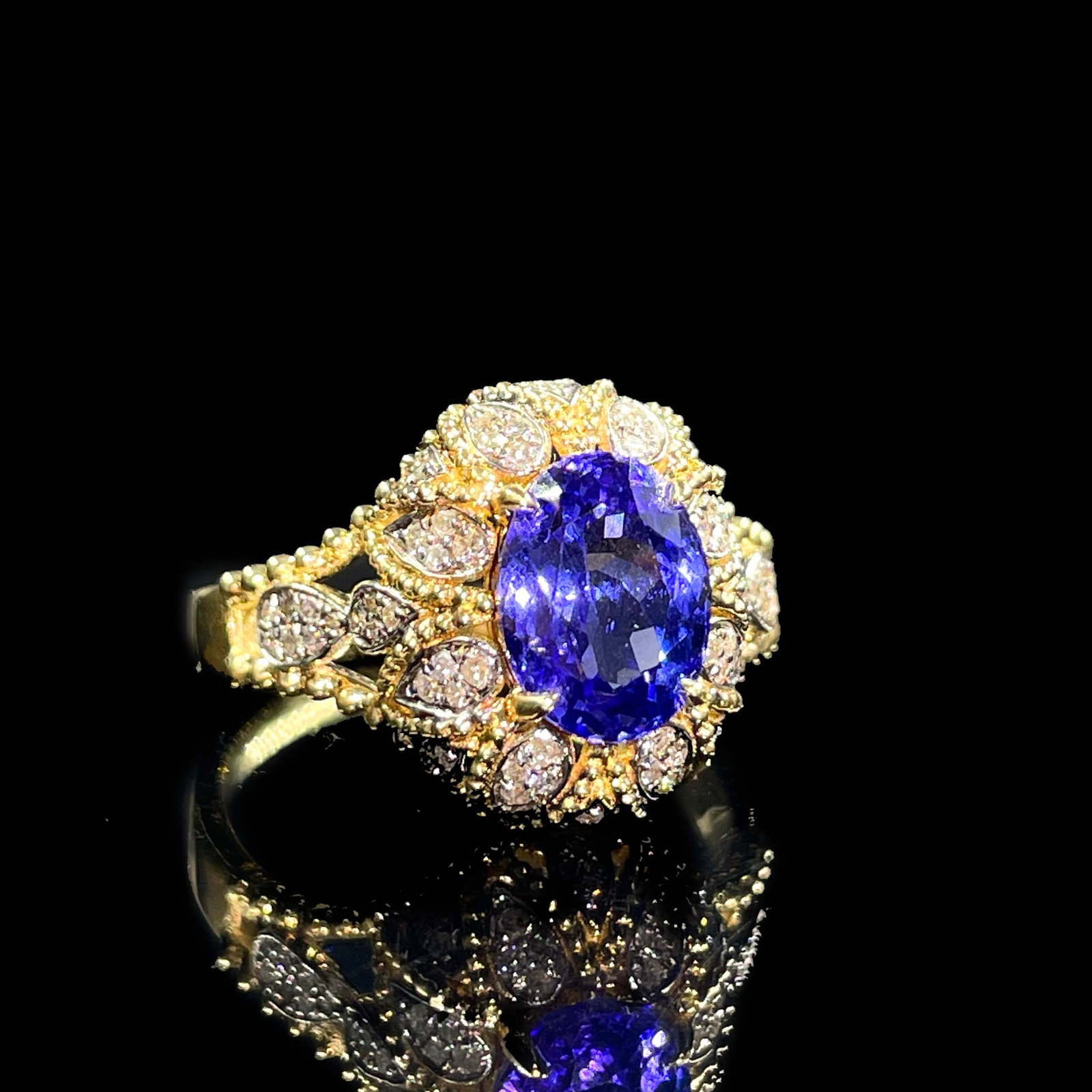 14k Gold 2.16 Ctw Natural Tanzanite & Diamond Ring - 5