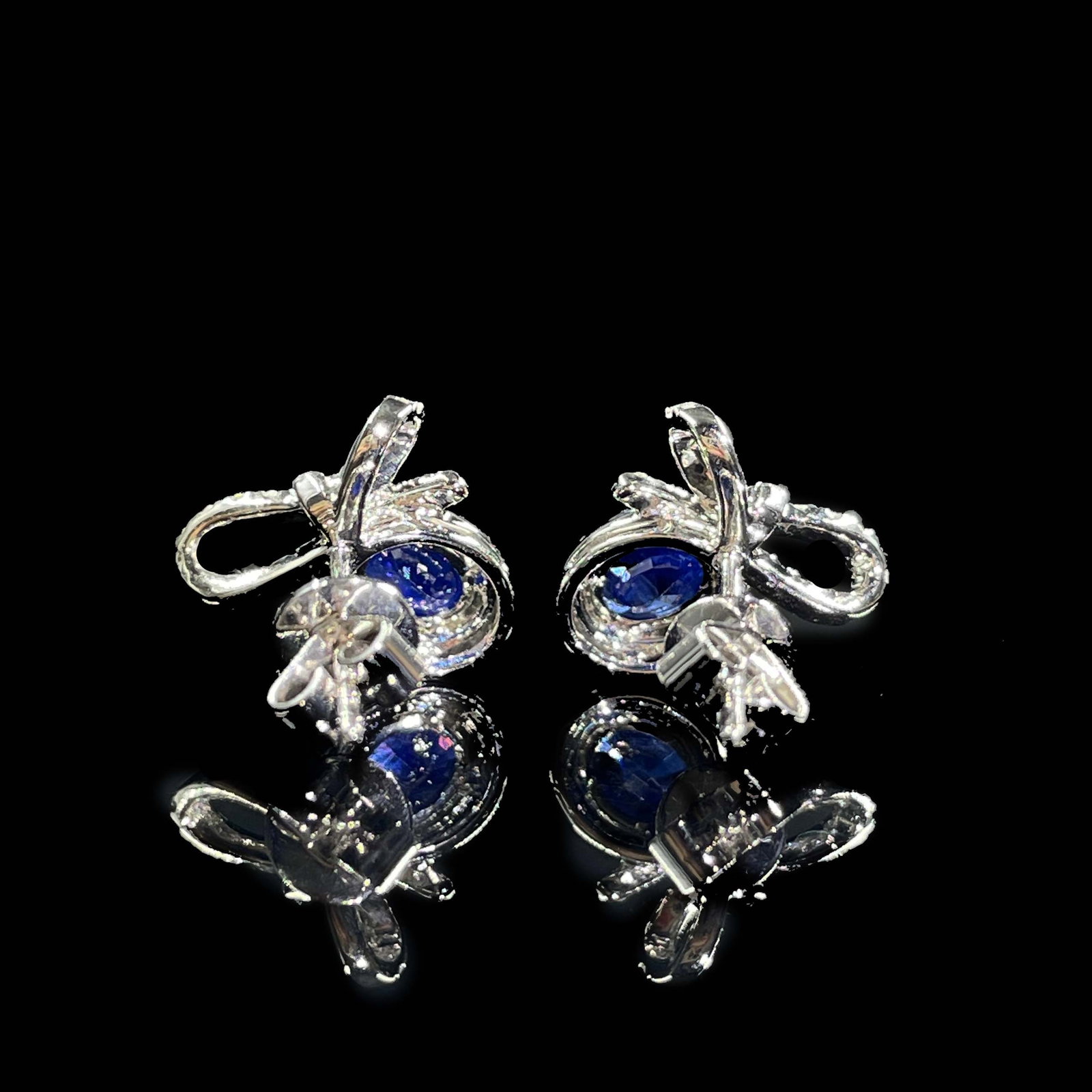 14k Gold 1.37 Ctw Vivid Blue Natural Sapphire & Diamond Earrings - 2