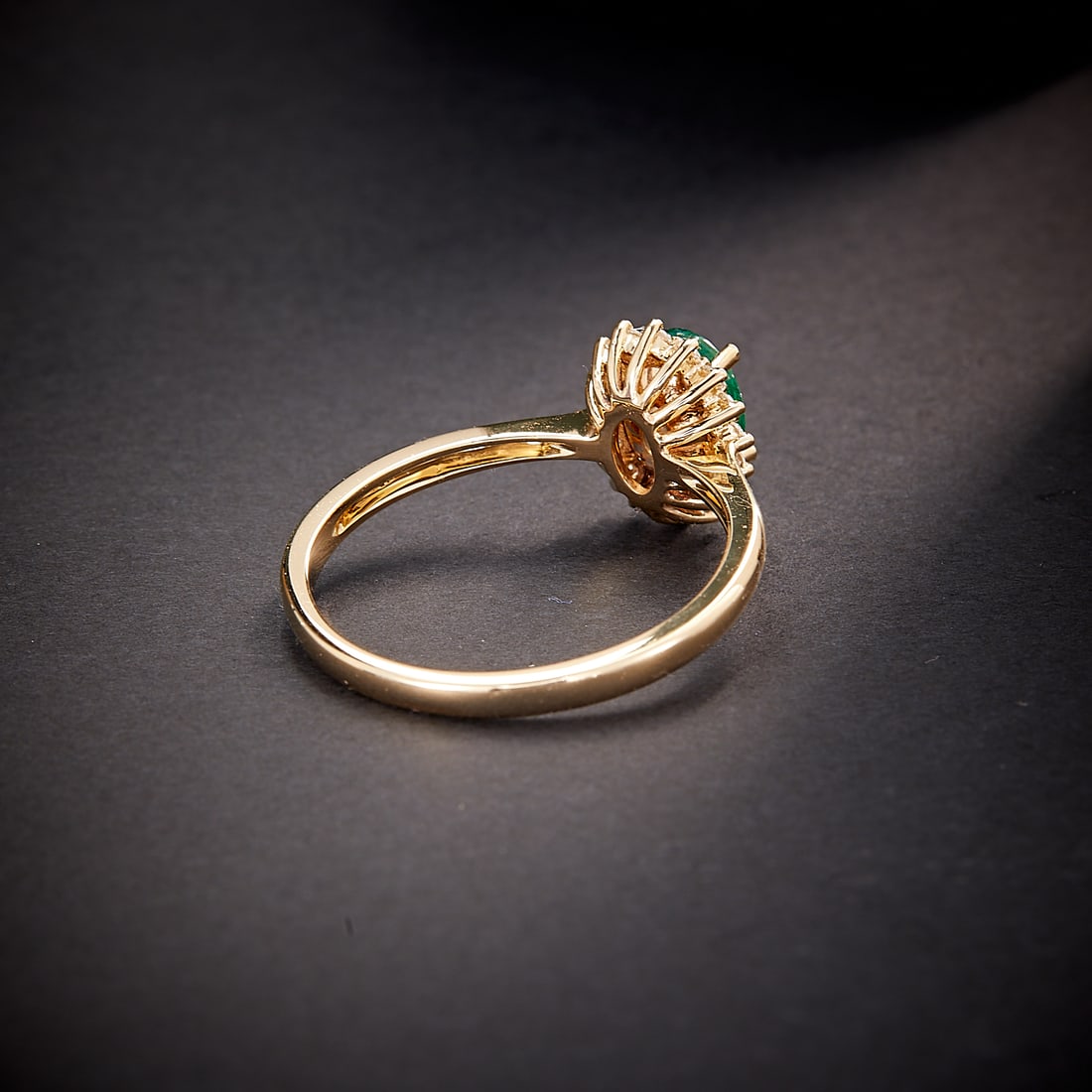 14k Gold 0.94 Ctw Natural Emerald & Diamond Ring - 4