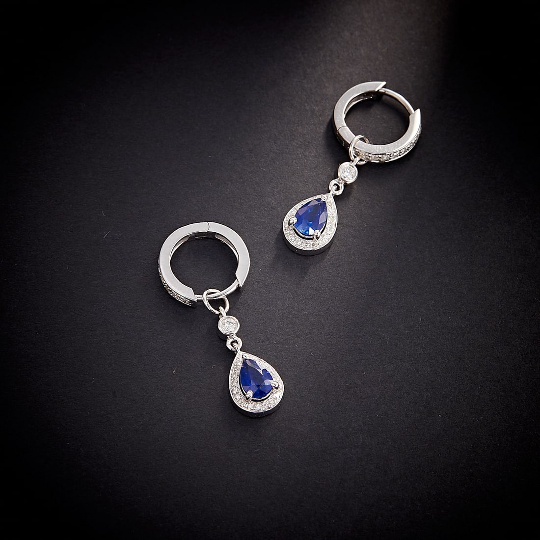 14k Gold 1.98 Ct Vivid Blue Natural Sapphire & Diamond Earrings - 4