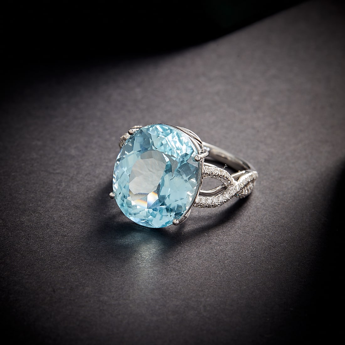 14k Gold 9.9 Ctw Natural Aquamarine & Diamond Ring - 2