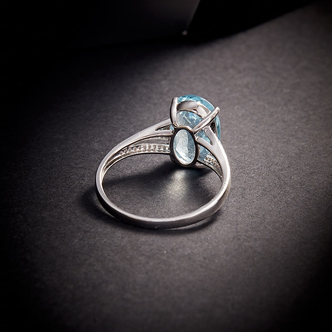 14k Gold 3.2 Ctw Natural Aquamarine & Diamond Ring - 4