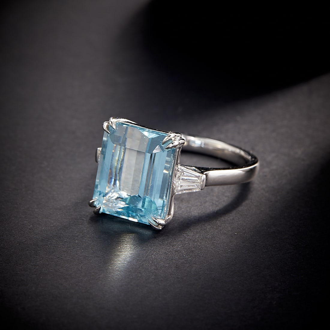 14k Gold 5.36 Ctw Natural Aquamarine & Diamond Ring - 2