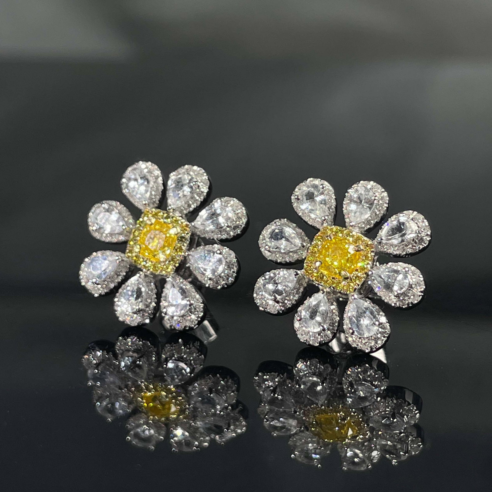 14k Gold 0.66 Ctw Natural Yellow Diamond & Diamond Earrings - 2
