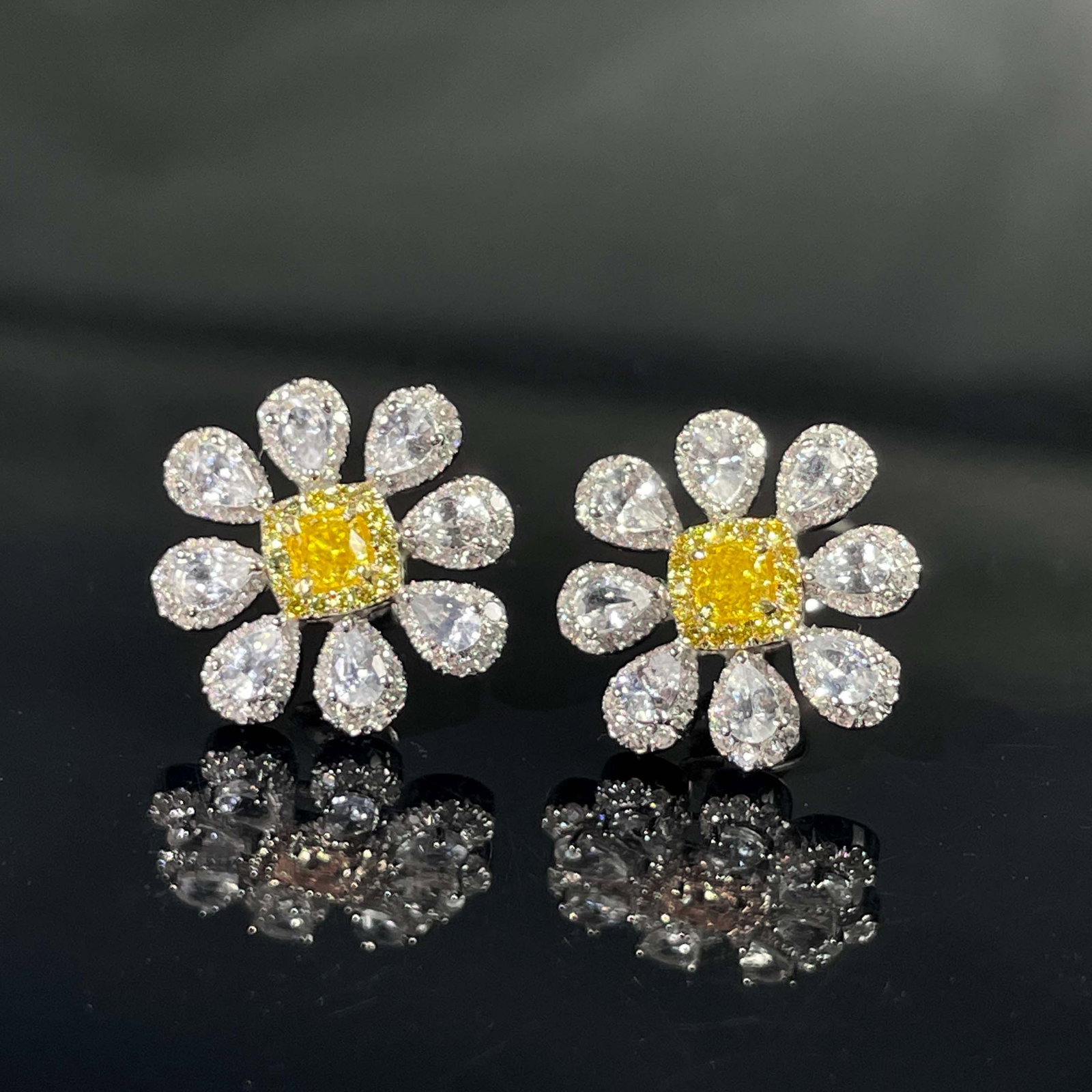 14k Gold 0.66 Ctw Natural Yellow Diamond & Diamond Earrings - 3