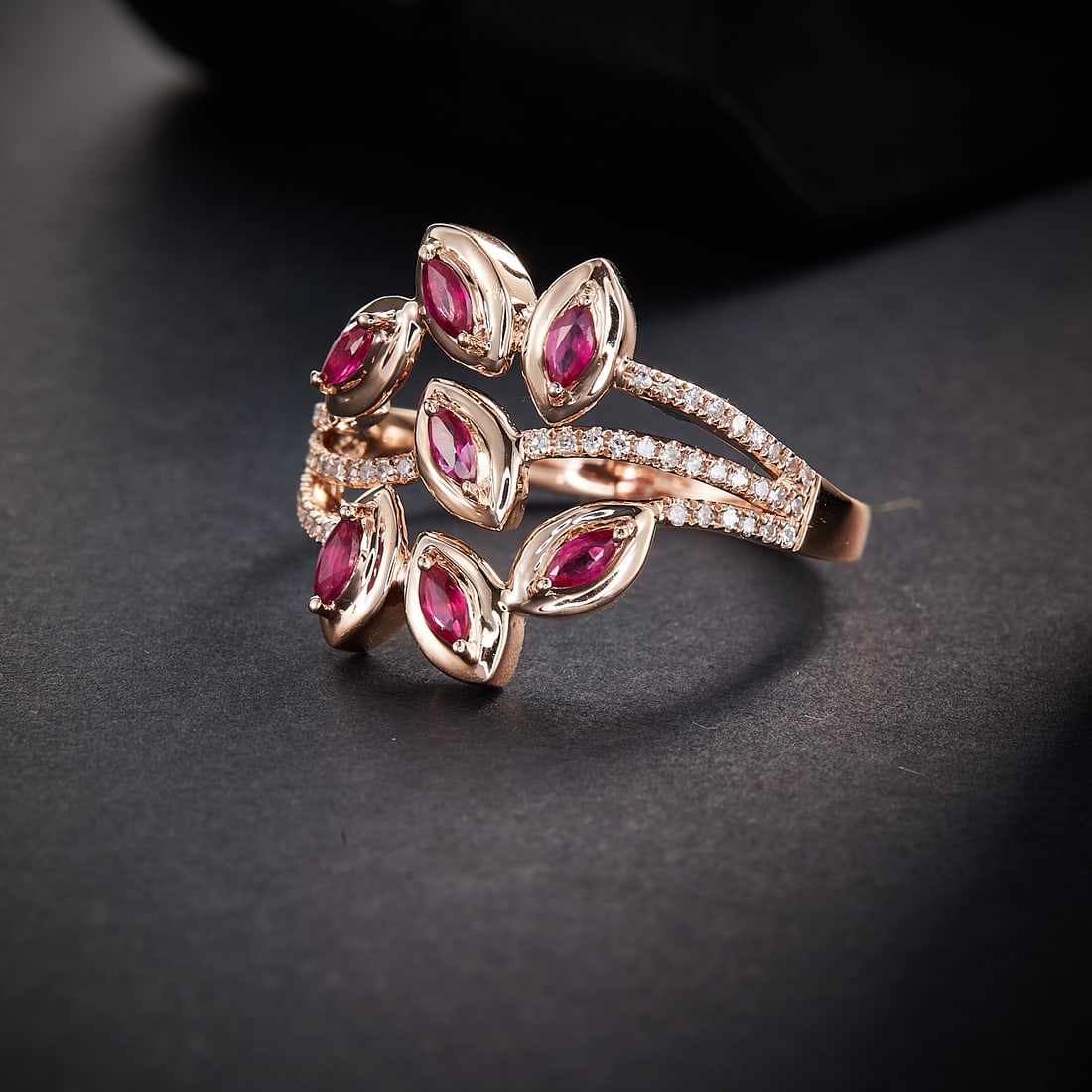 14k Gold 0.56 Ctw Natural Ruby & Diamond Ring - 2