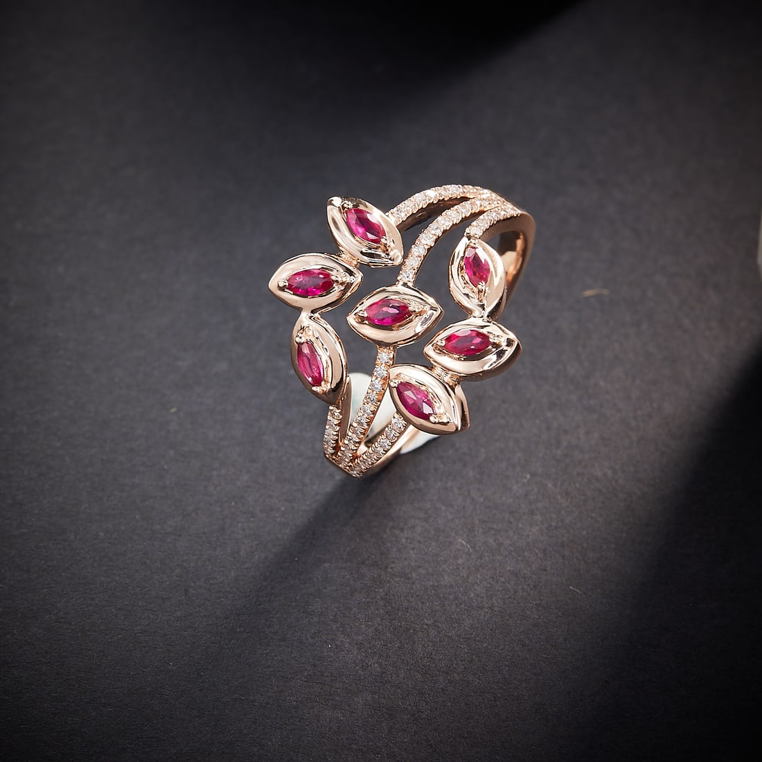 14k Gold 0.56 Ctw Natural Ruby & Diamond Ring - 5