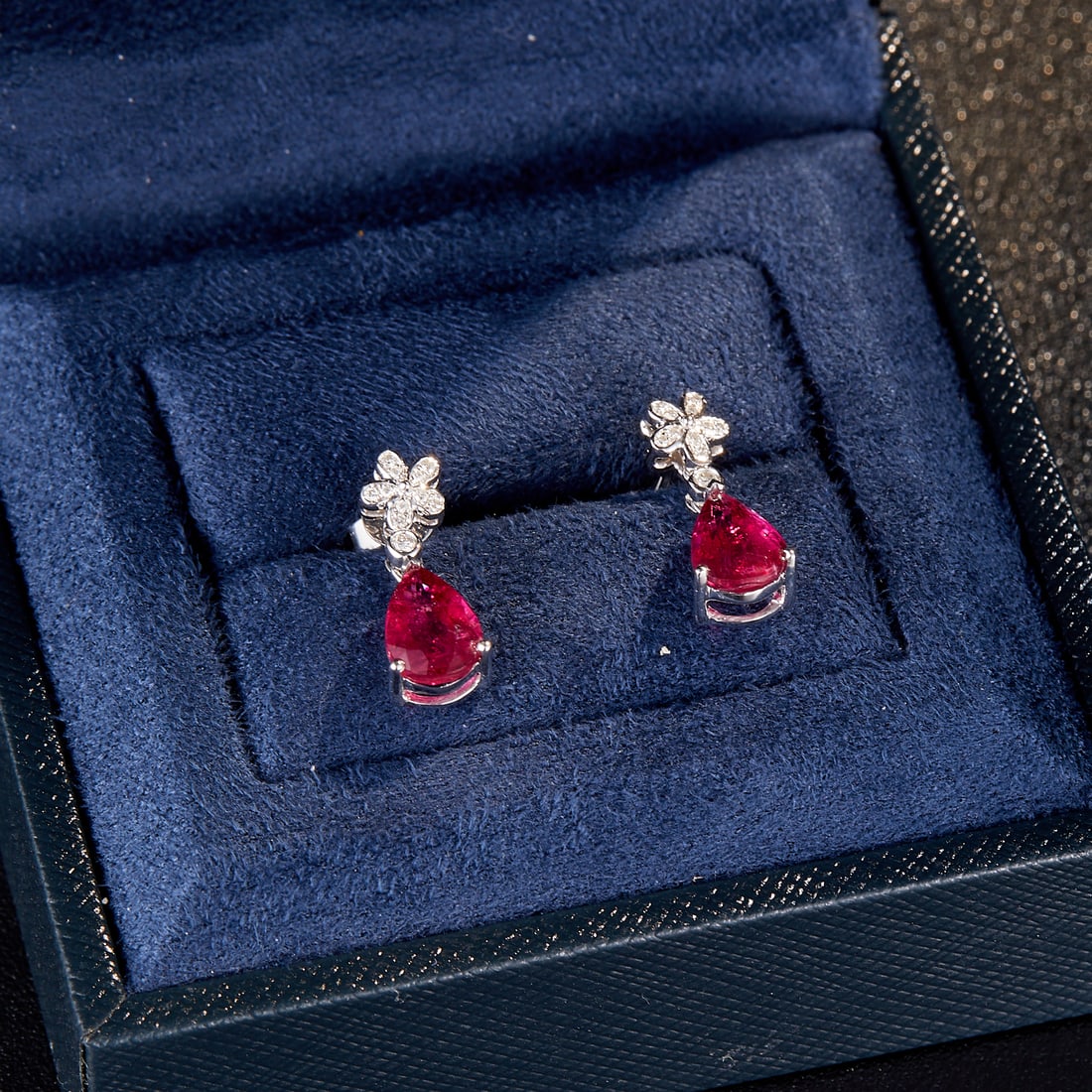 14k Gold 1.92 Ctw Natural Tourmaline & Diamond Earrings: Ref:231168439 // gold content:14k gold // main gemstone:tourmaline // shape:pear // carat weight:1. 82ct // color:red // treatment:natural // // adjacent gemstone 2 : diamond // shape:round // carat