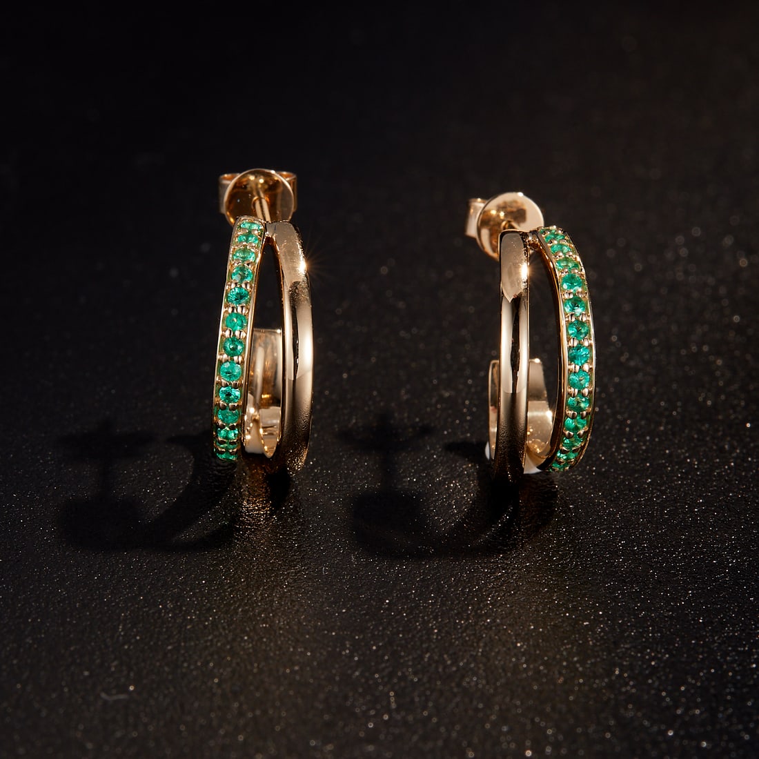 14k Gold 0.3 Ct Natural Emerald Earrings: Ref:231168444 // gold content:14k gold // main gemstone:emerald // shape:round // carat weight:0. 3ct // color:green // treatment:natural // cut grade:g // Condition: New Low Estimate: 3500.00 High