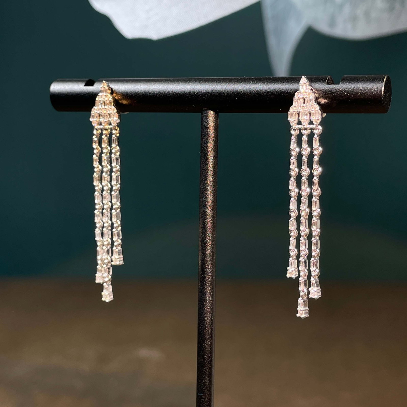 14k Gold 0.58 Ct Natural H Diamond Earrings - 2