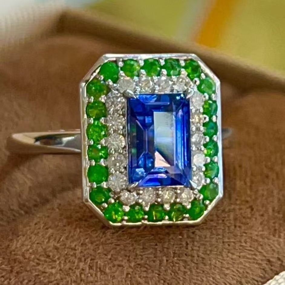 14k Gold 1.71 Ct Natural Sapphire & Tsavorite & Diamond Ring - 4
