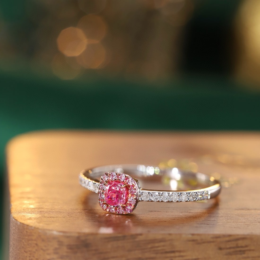 14k Gold 0.40 Ctw Natural Pink Diamond & Diamond Ring - 7