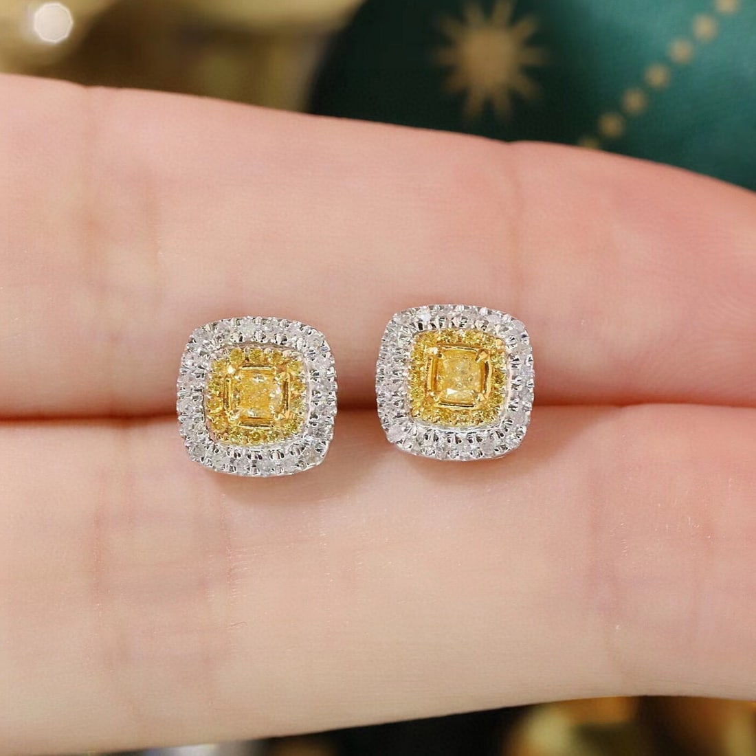14k Gold 0.5 Ct Natural Color Diamond Earrings: Ref:231171145 // gold content:14k gold // main gemstone:diamond // shape:multiple // carat weight:0. 5ct // clarity grade:vs-si // color:color // treatment:natural // Condition: New High Estimate: