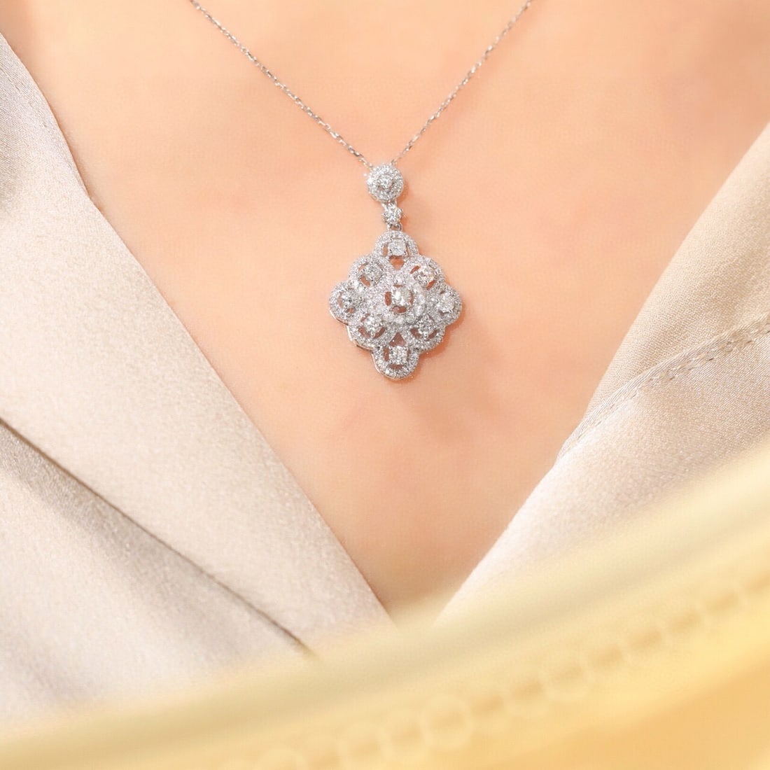 14k Gold 0.85 Ct Natural H Diamond Necklace - 3