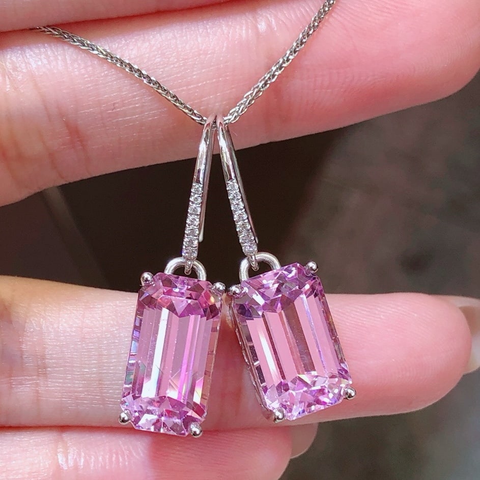 14k Gold 16.23 Ctw Natural Kunzite & Diamond Earrings: Ref:231171194 // gold content:14k gold // main gemstone:kunzite // shape:octagonal // carat weight:16. 16ct // color:purple // treatment:natural // // adjacent gemstone 2 : diamond // shape:round //