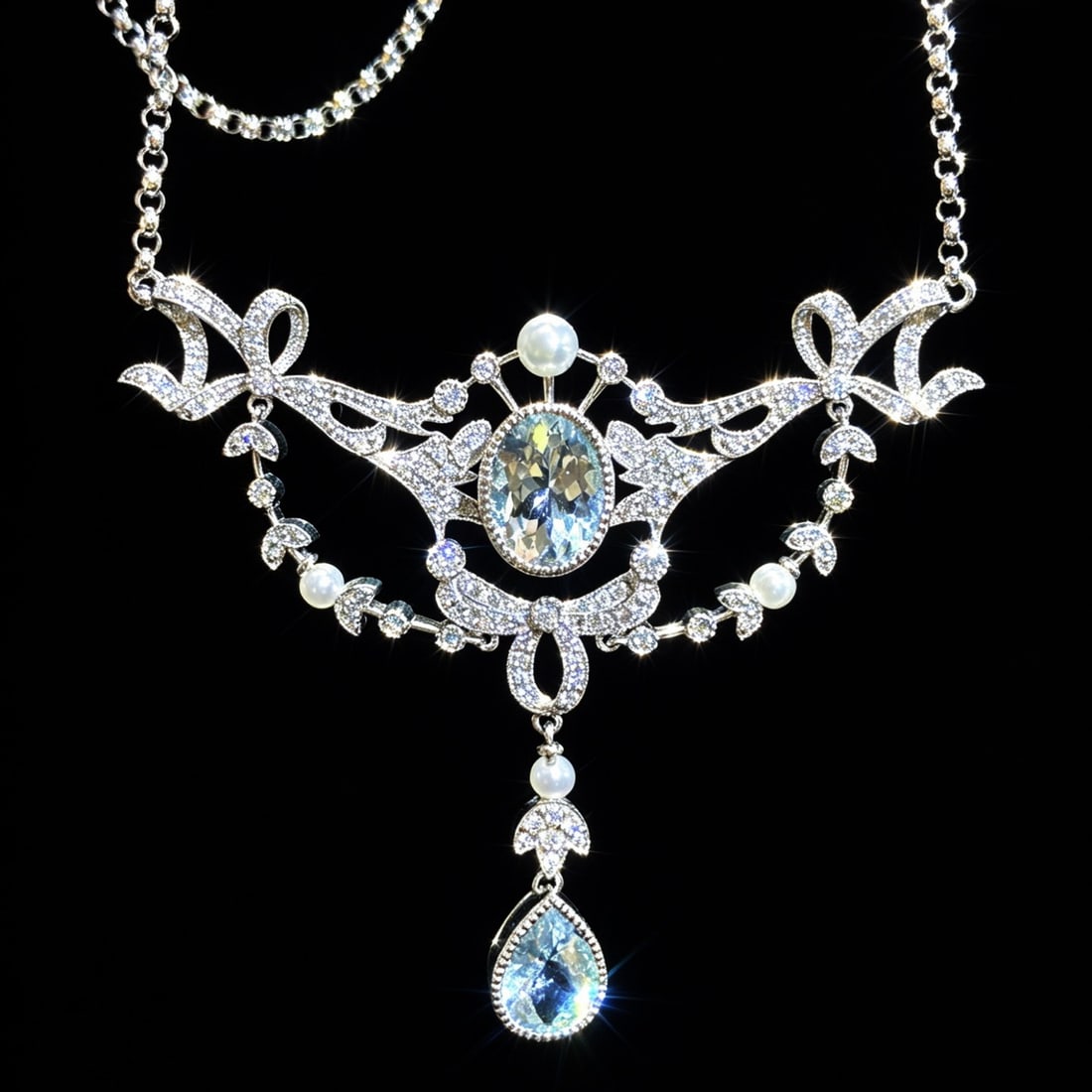 14k Gold 2.51 Ctw Natural Aquamarine & Diamond Necklace: Ref:231171200 // gold content:14k gold // main gemstone:aquamarine // shape:multiple // carat weight:2. 09ct // color:blue // treatment:natural // // adjacent gemstone 2 : diamond // shape:round //