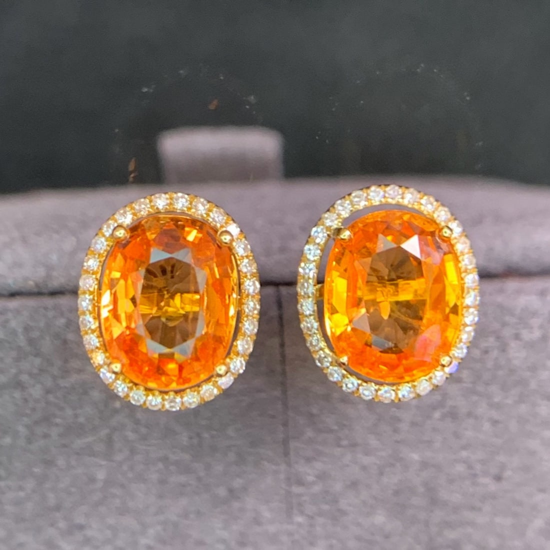 14k Gold 3.2 Ct Natural Spessartine & Diamond Earrings: Ref:231171206 // gold content:14k gold // main gemstone:spessartine // shape:oval // carat weight:3. 2ct // color:orange // treatment:natural // // adjacent gemstone 2 : diamond // shape:round //