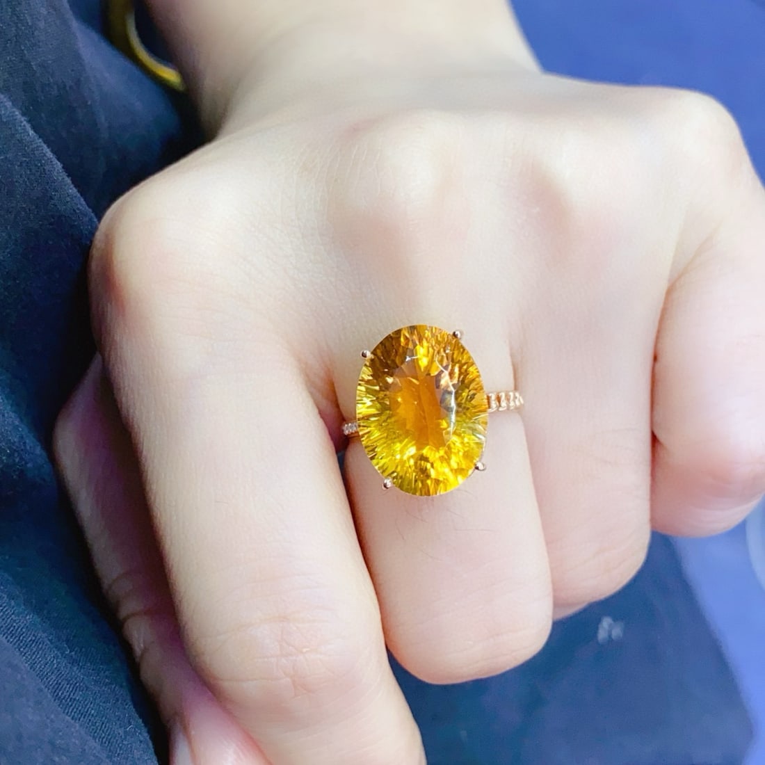 14k Gold 9.62 Ctw Natural Citrine & Diamond Ring - 4
