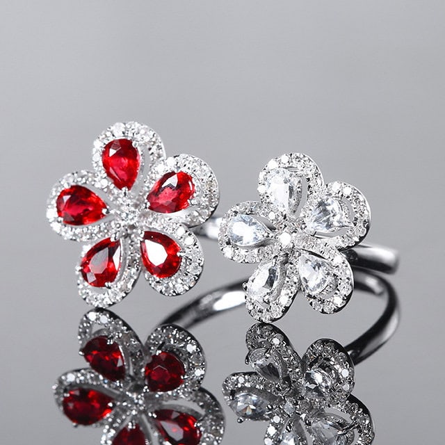 14k Gold 1.17 Ctw Natural Ruby & Diamond & Flowers Ring - 2
